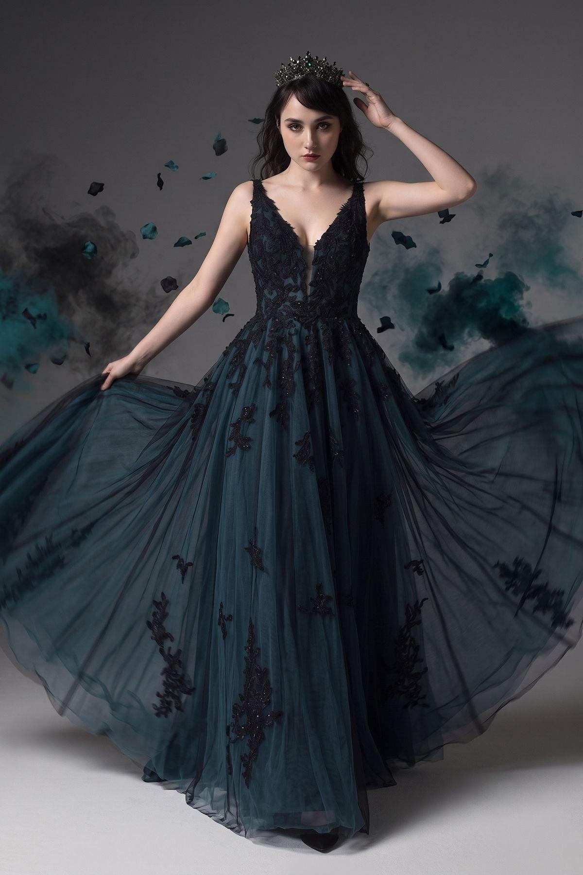 A-Line Court Train Tulle Wedding Dress CW3222 - 35 Days / As Picture:Black/Midnight Blue / US0-UK2-EUR30 - COCOMELODY